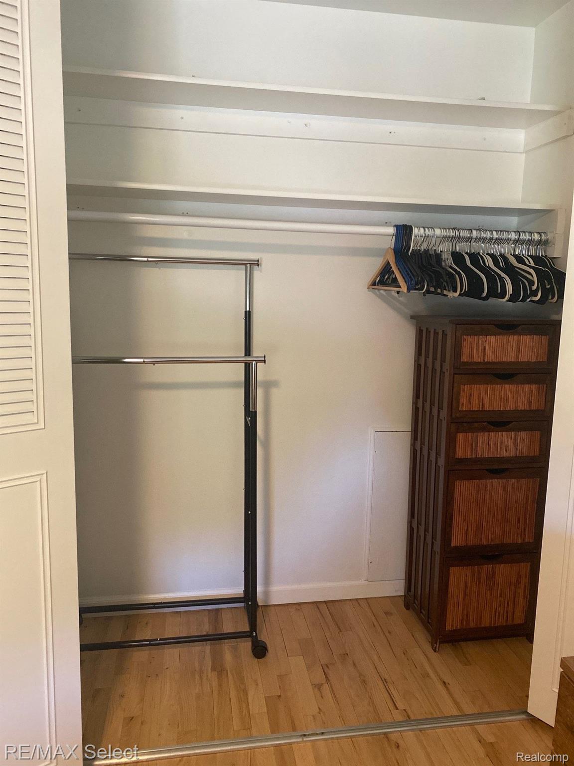 1400 TRAILWOOD Path