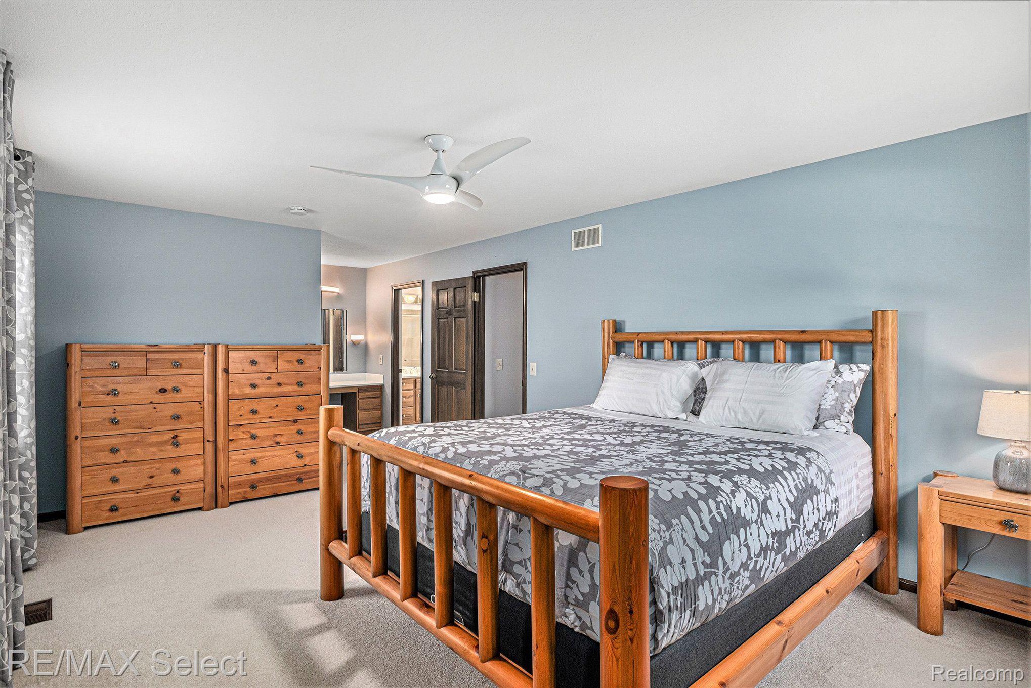 1528 KINGS BRIDGE Road