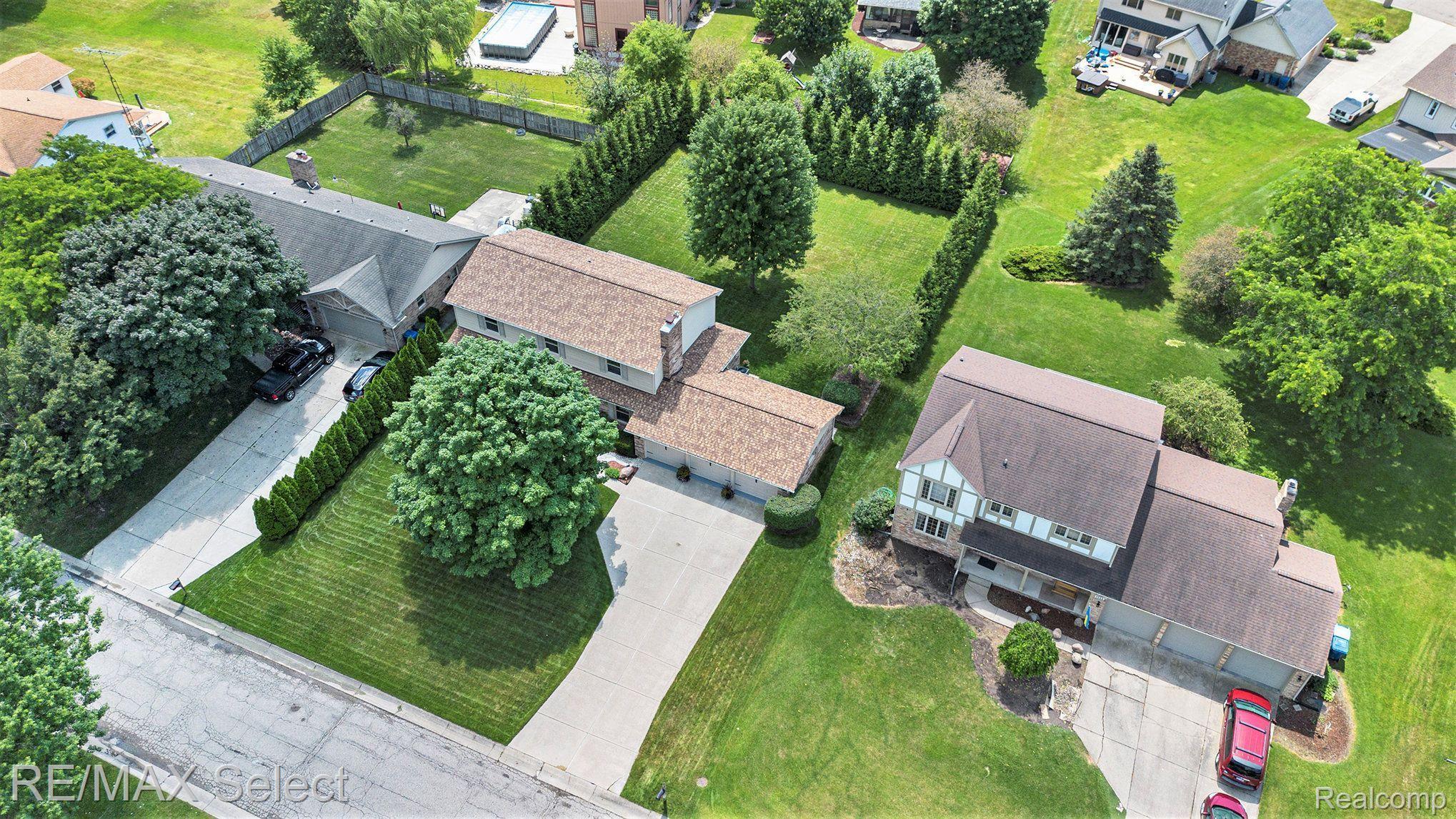 1528 KINGS BRIDGE Road