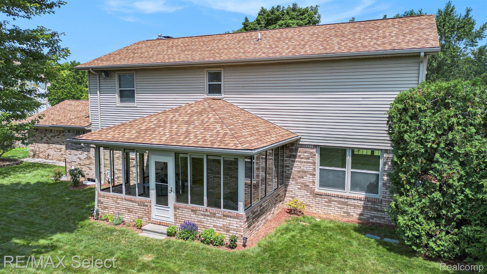 1528 KINGS BRIDGE Road