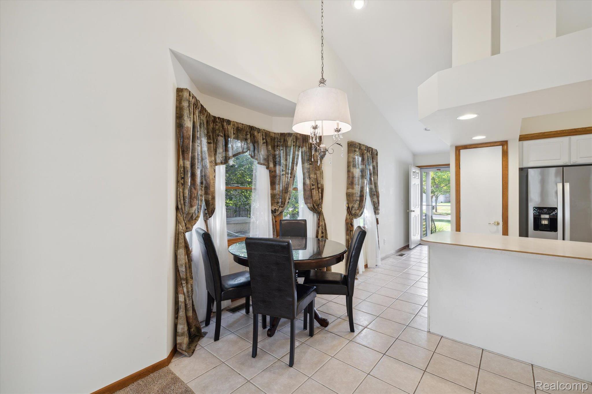 126 CREEKWOOD Circle