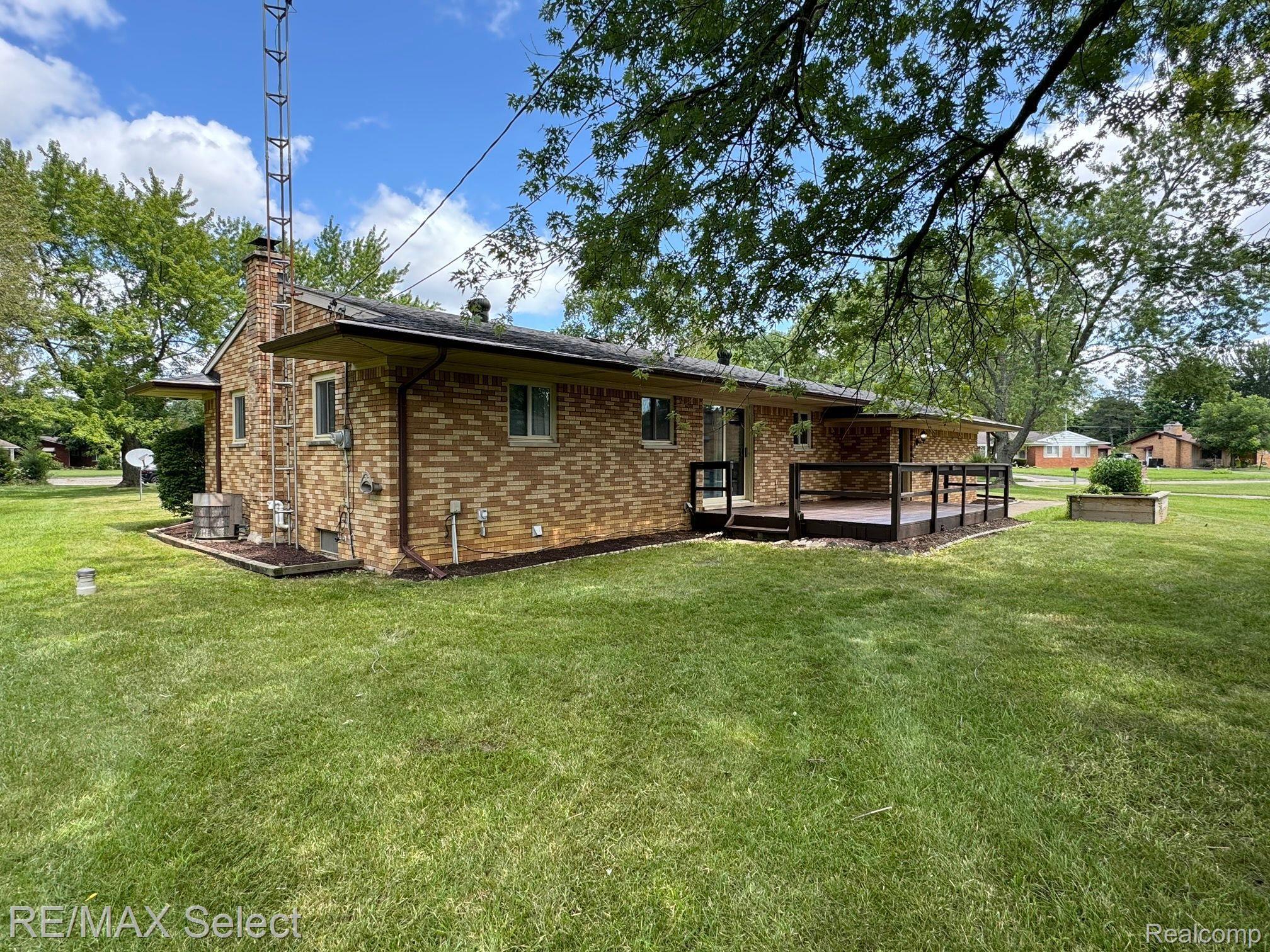 4372 OLD COLONY Drive