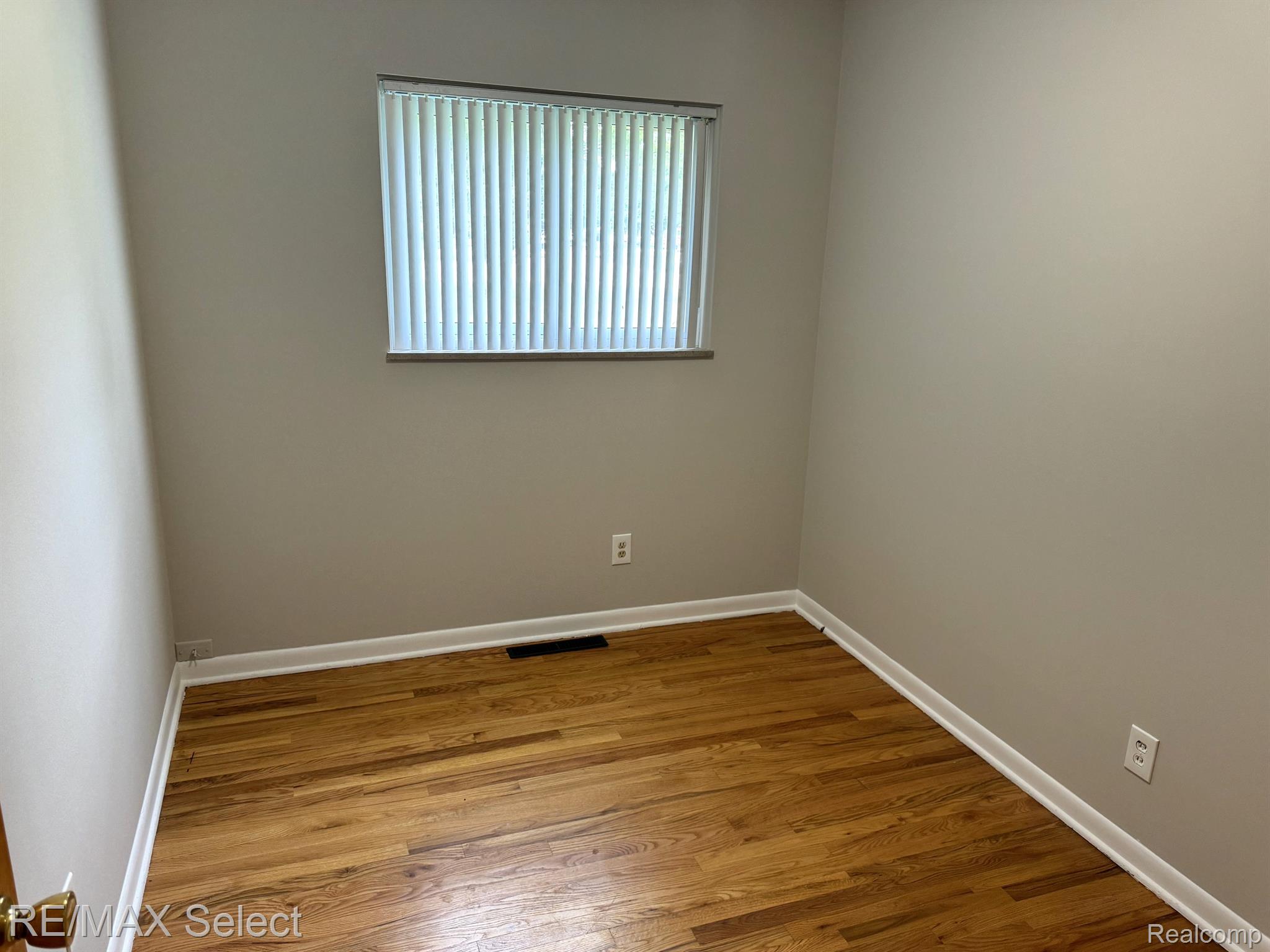 4372 OLD COLONY Drive