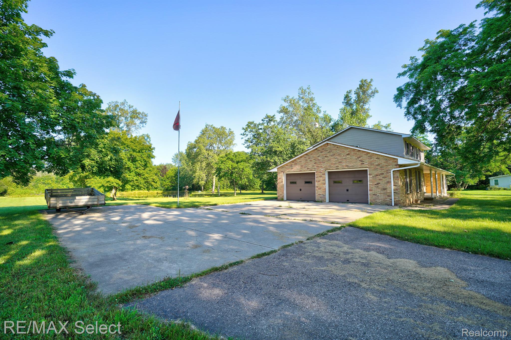 11377 N LEWIS Road