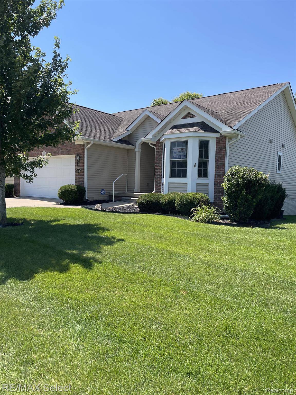 1171 CREEKSIDE