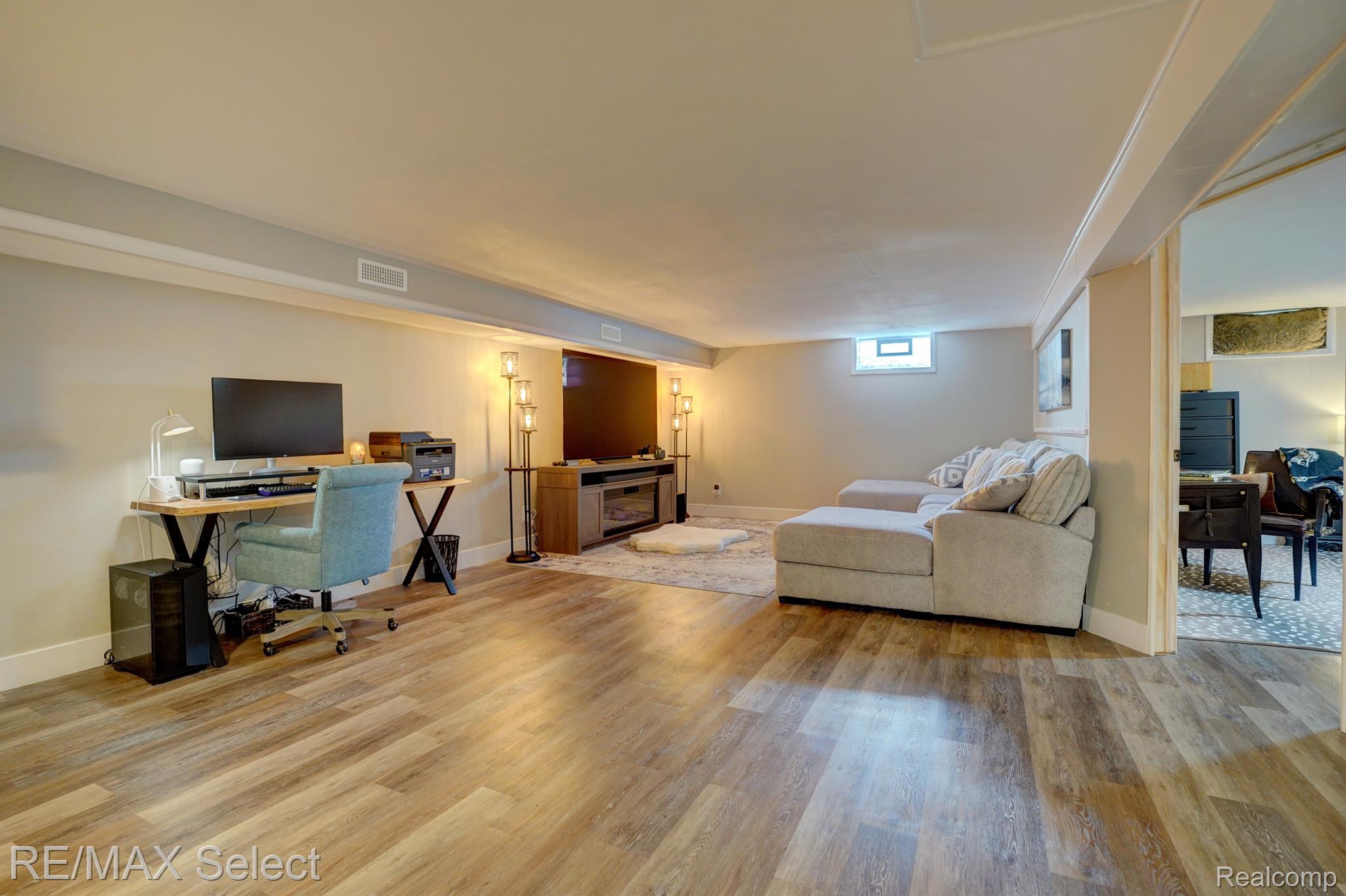 1226 VISTA Drive