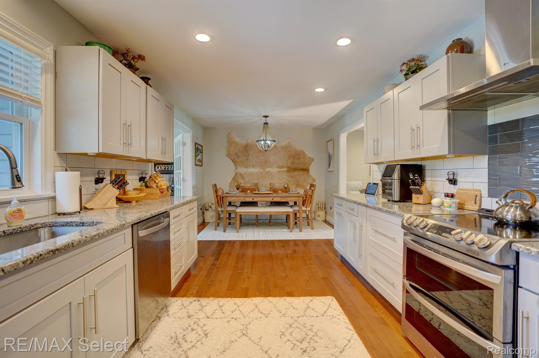 1226 VISTA Drive