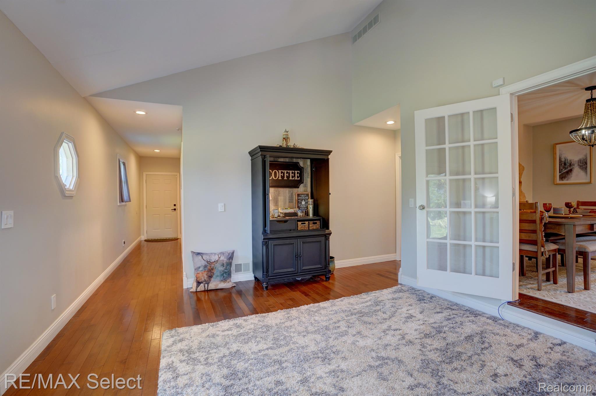 1226 VISTA Drive