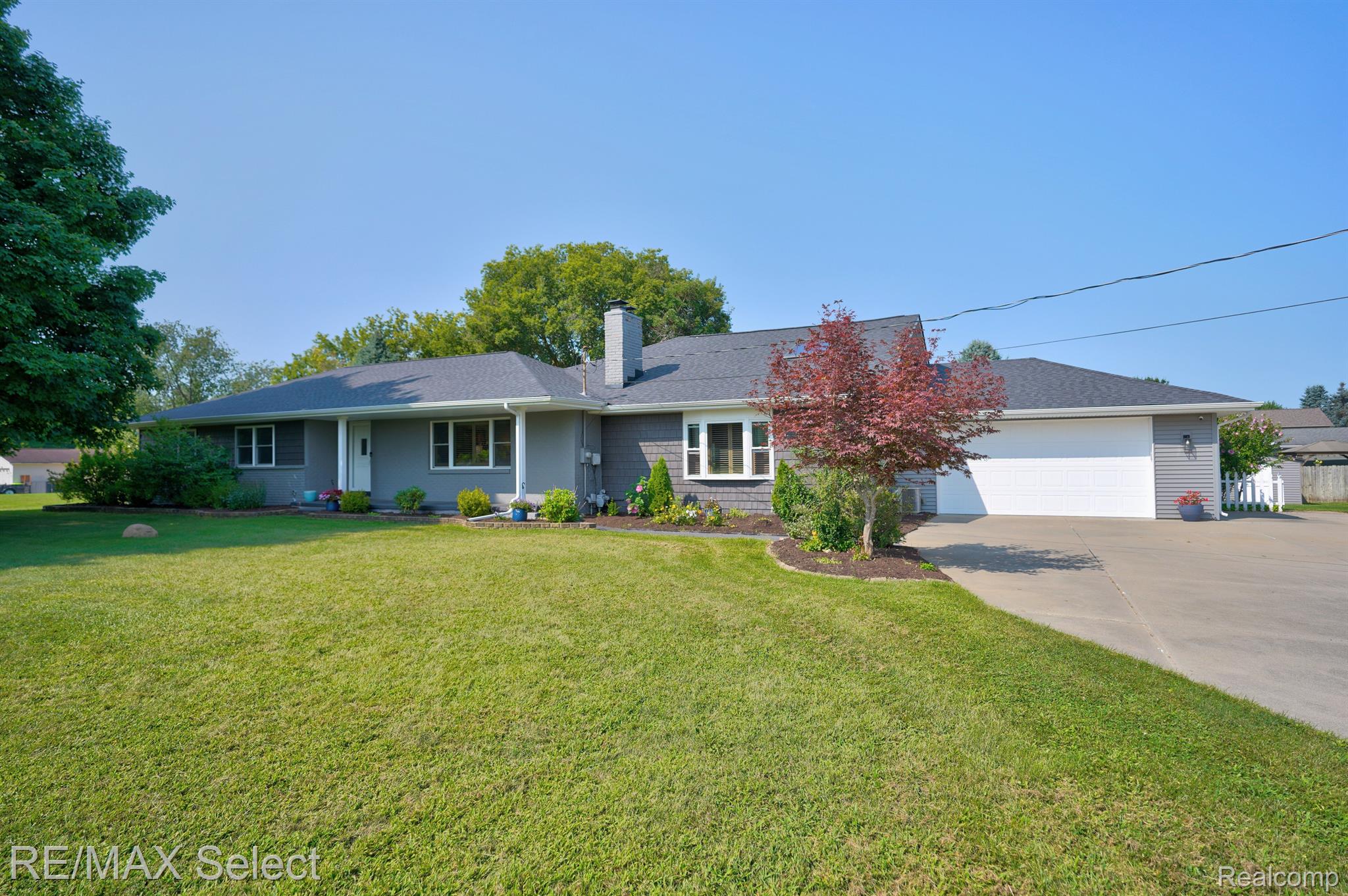 1226 VISTA Drive
