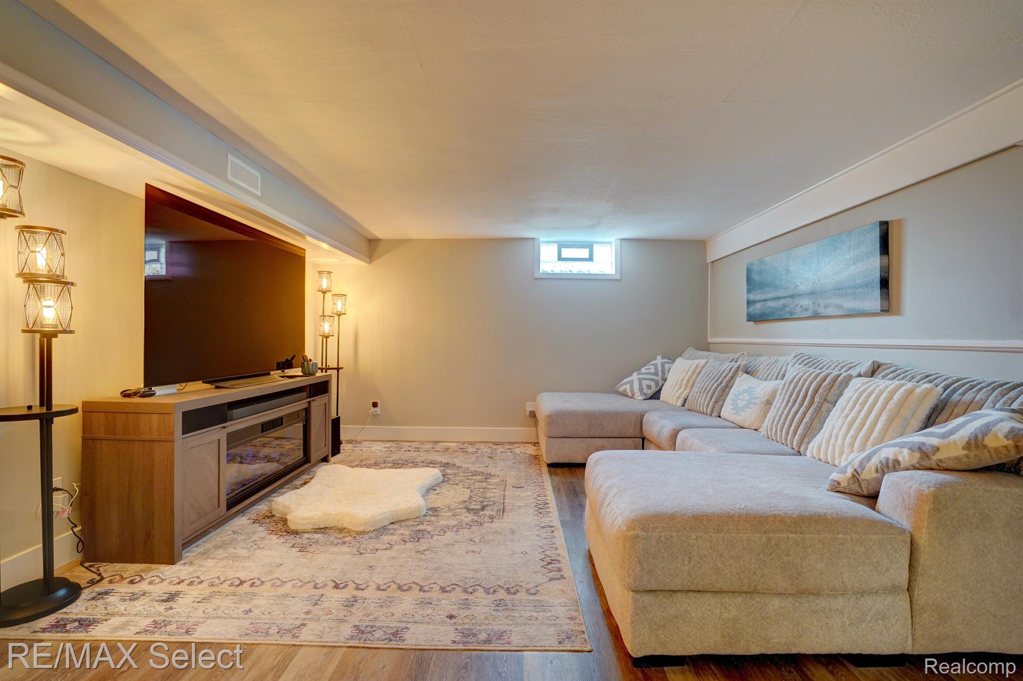 1226 VISTA Drive