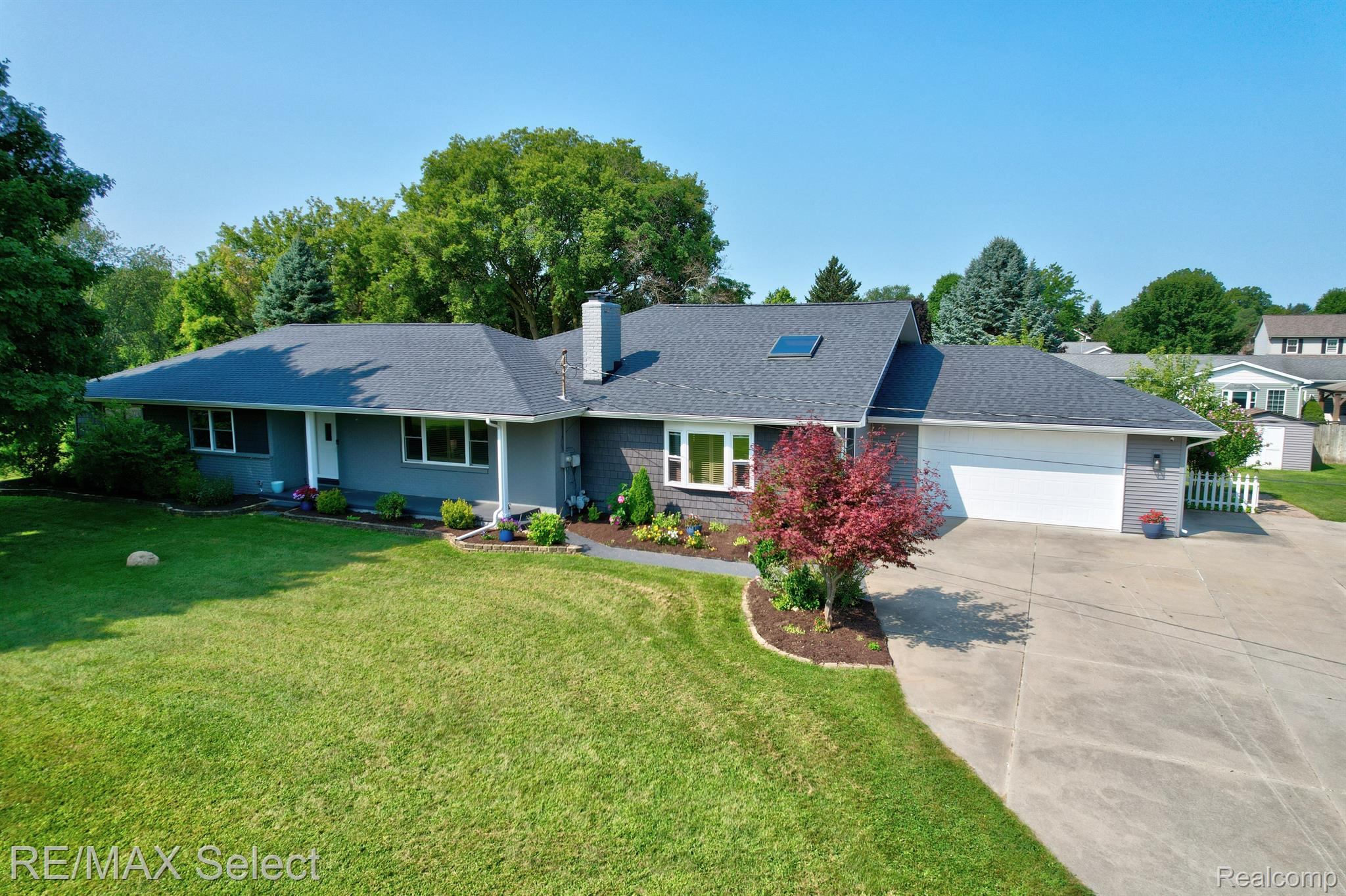 1226 VISTA Drive
