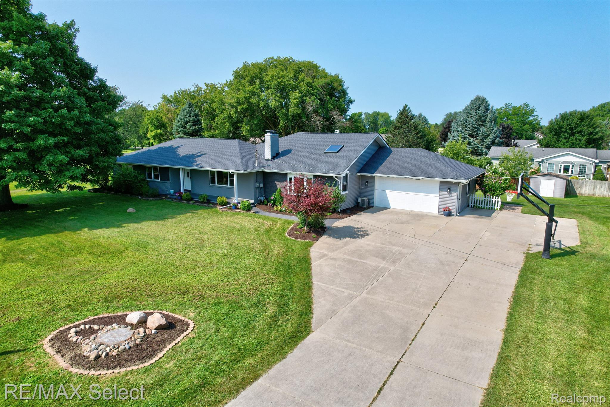 1226 VISTA Drive