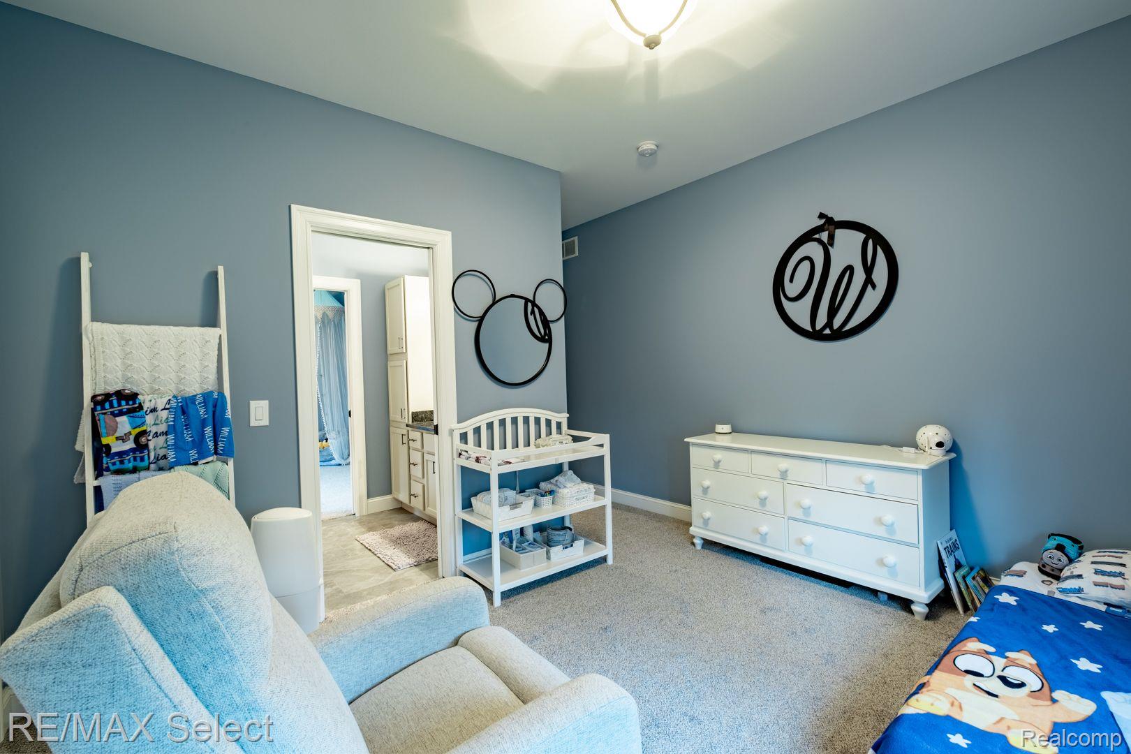 9388 MCMULLEN Circle