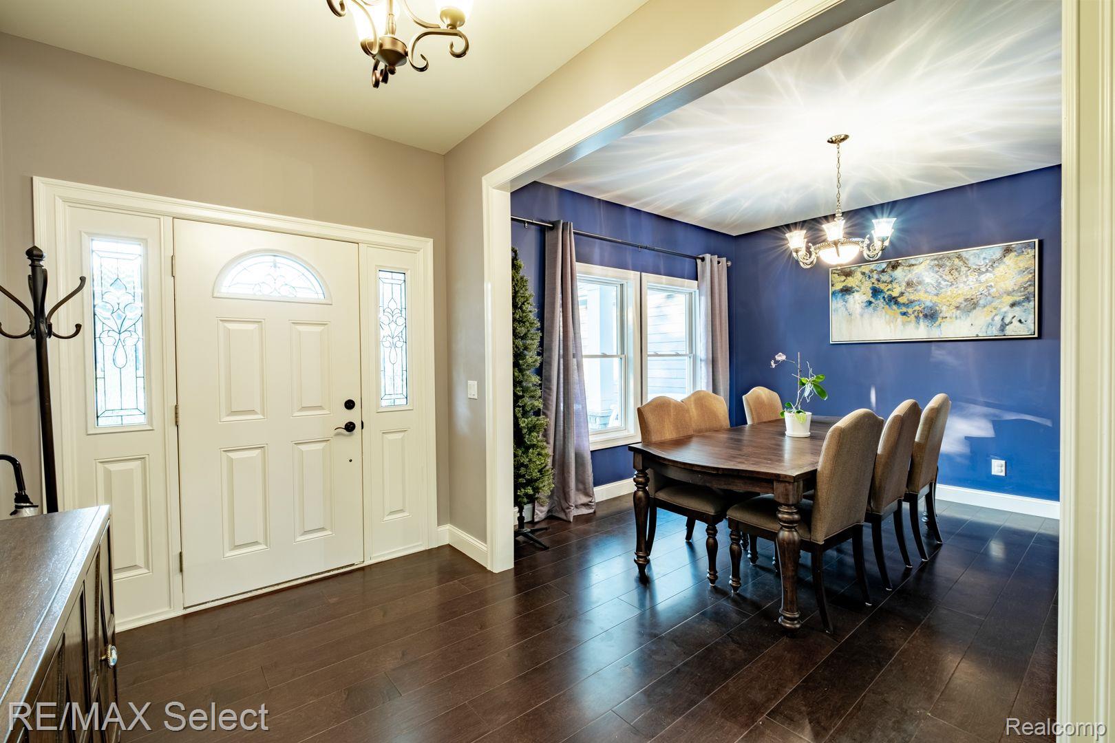 9388 MCMULLEN Circle