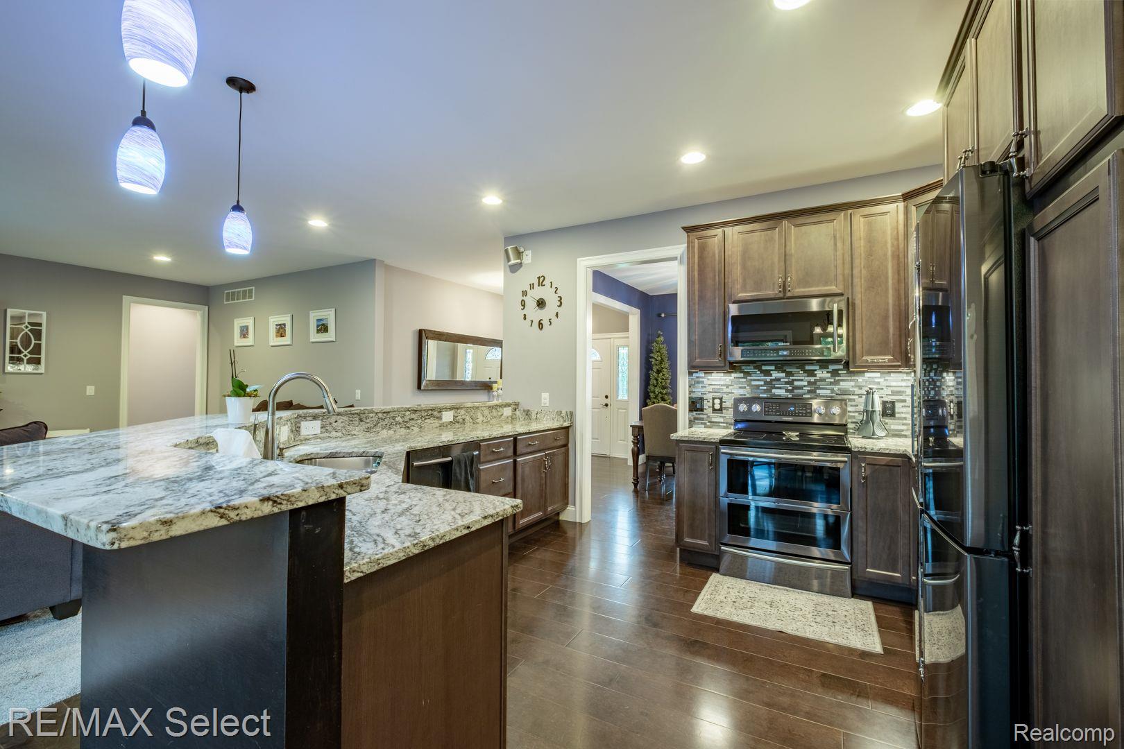9388 MCMULLEN Circle