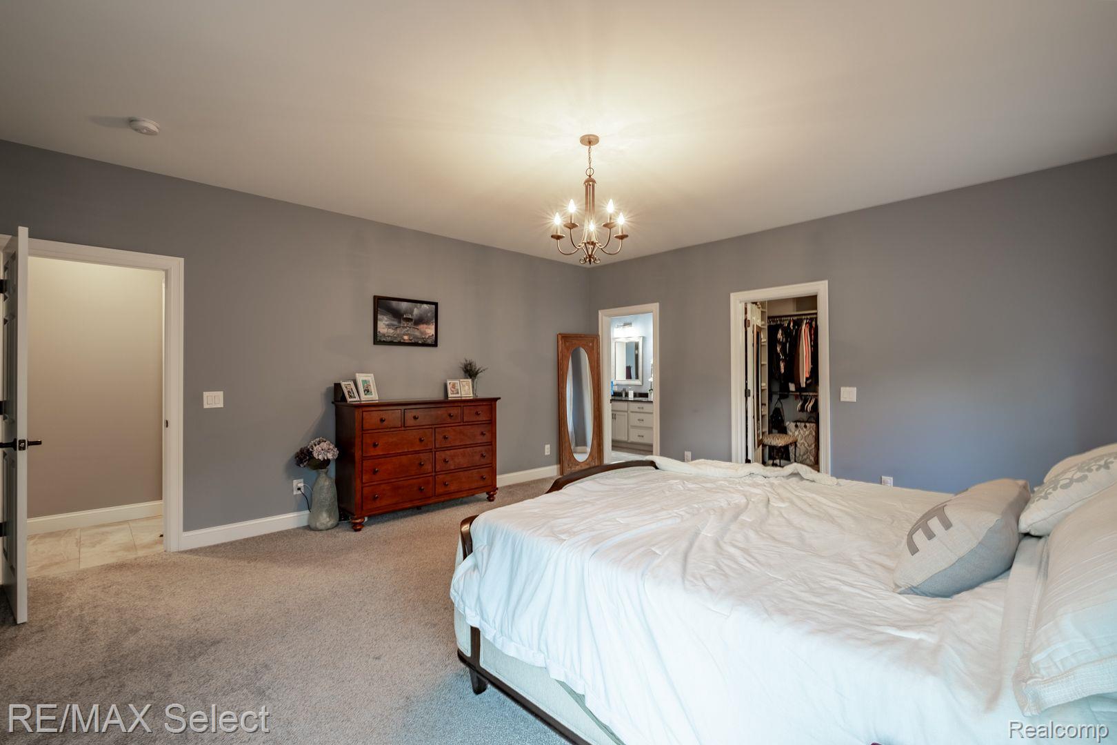 9388 MCMULLEN Circle