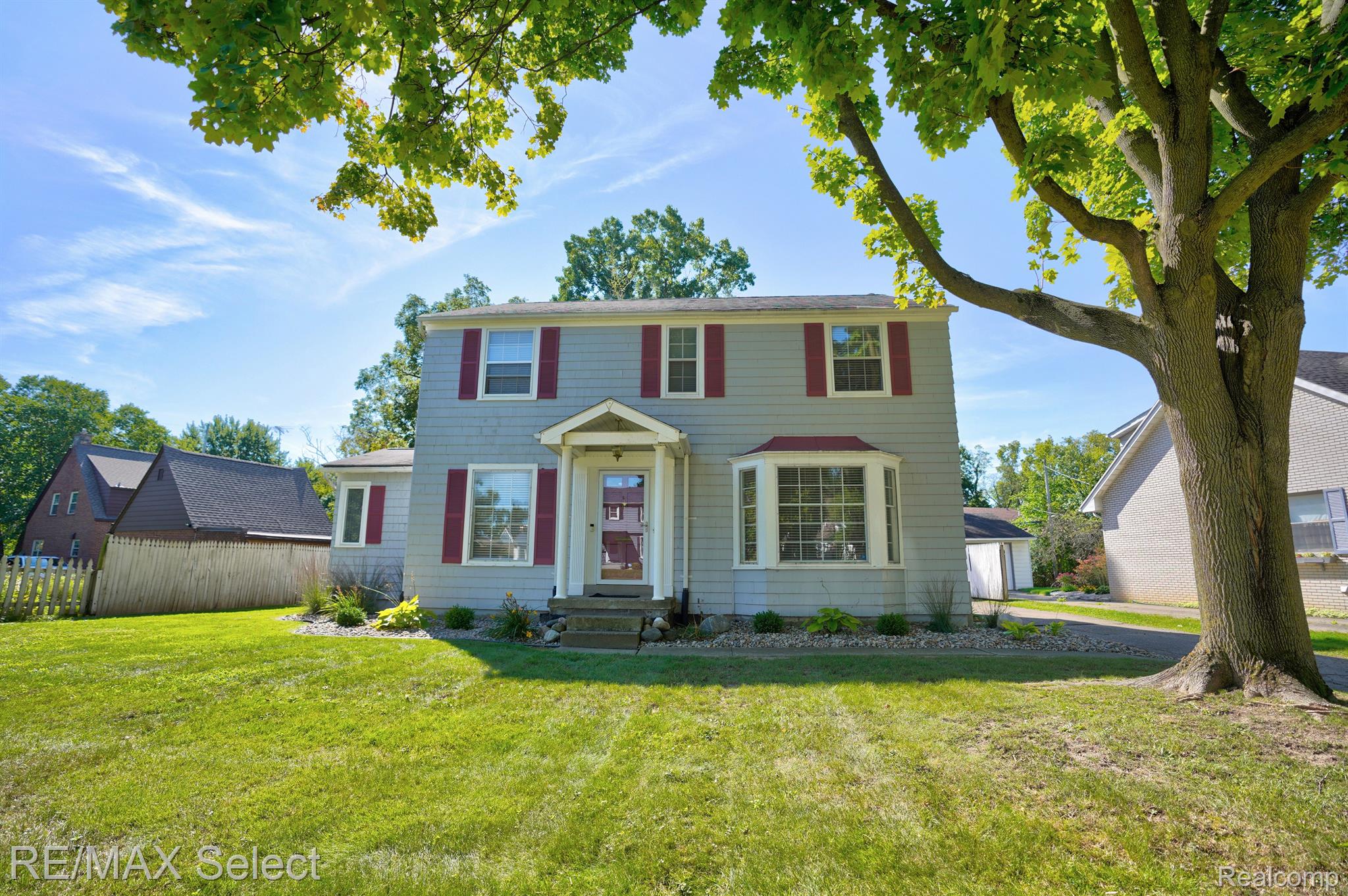 2211 COLFAX Avenue