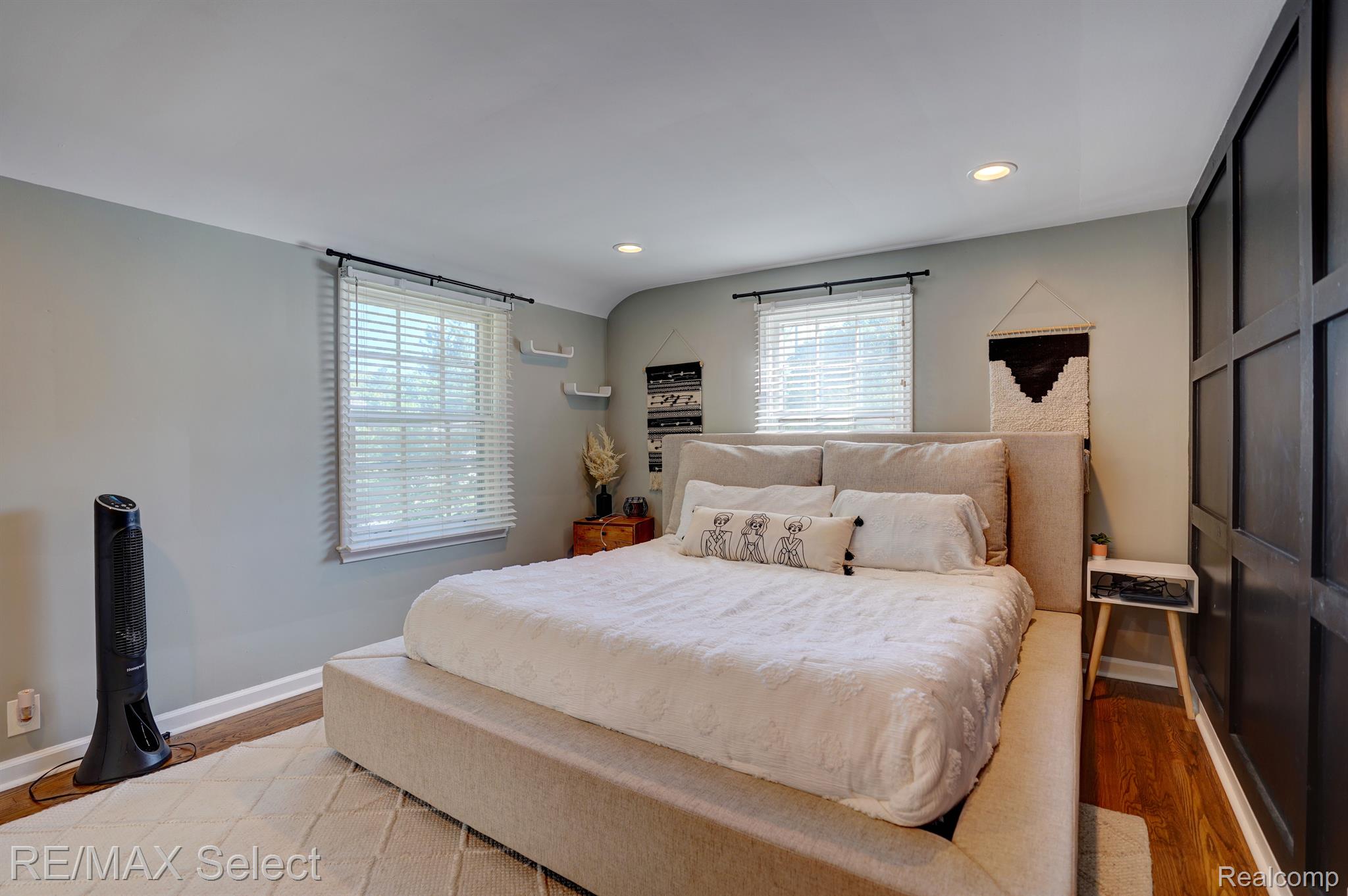 2211 COLFAX Avenue
