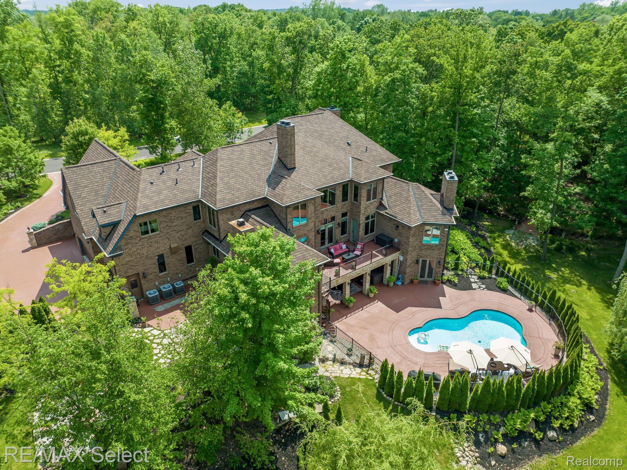 6145 SADDLE CREEK