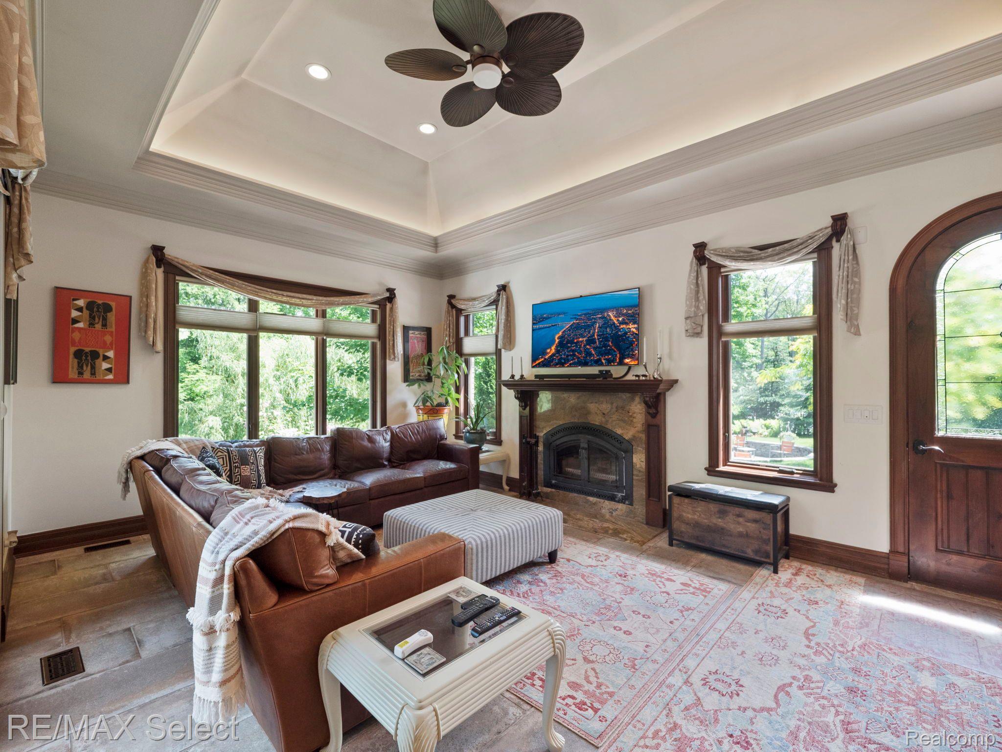 6145 SADDLE CREEK