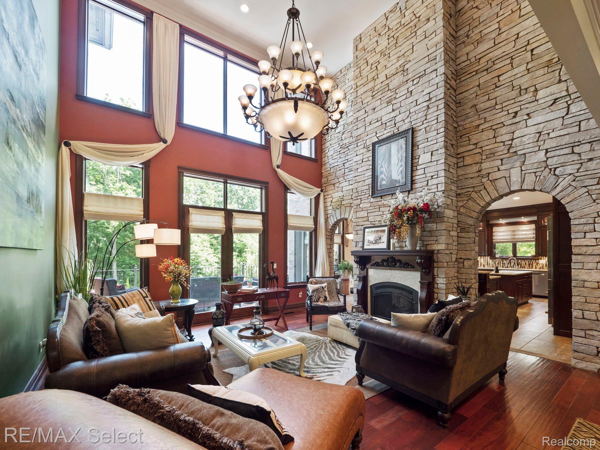 6145 SADDLE CREEK