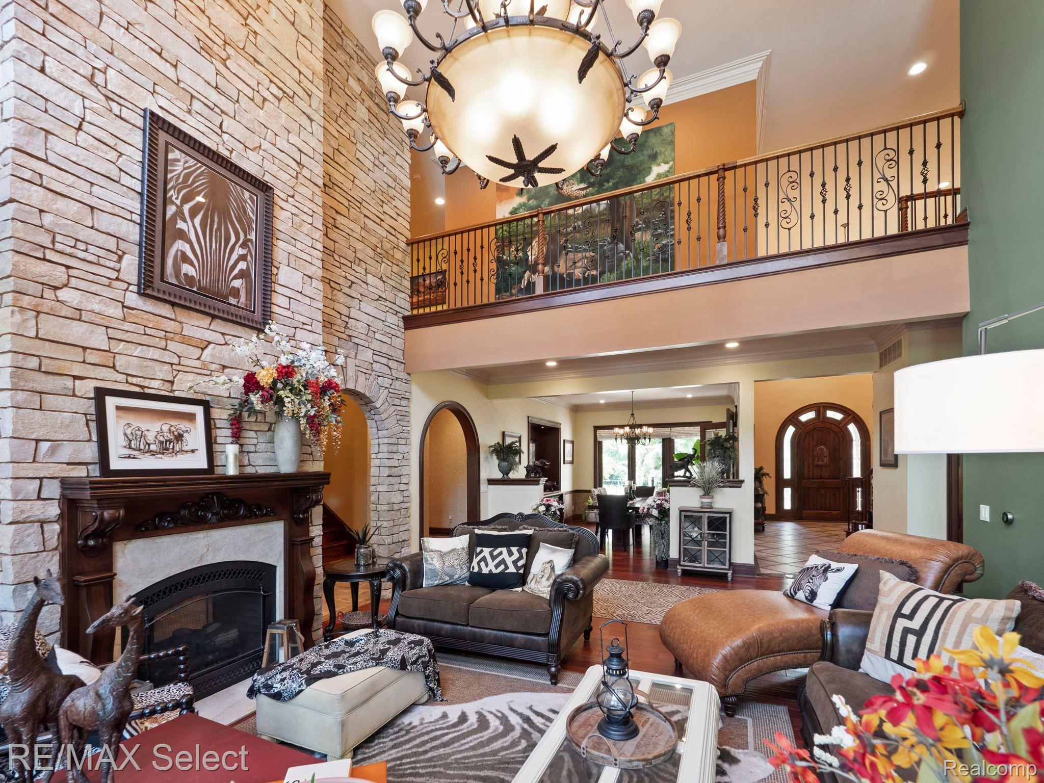 6145 SADDLE CREEK