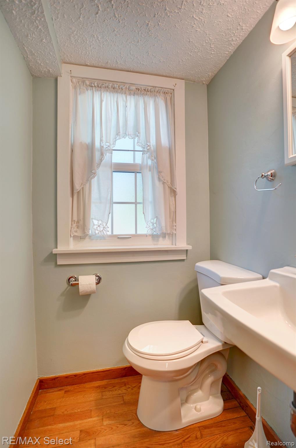1604 MARY ANN Street