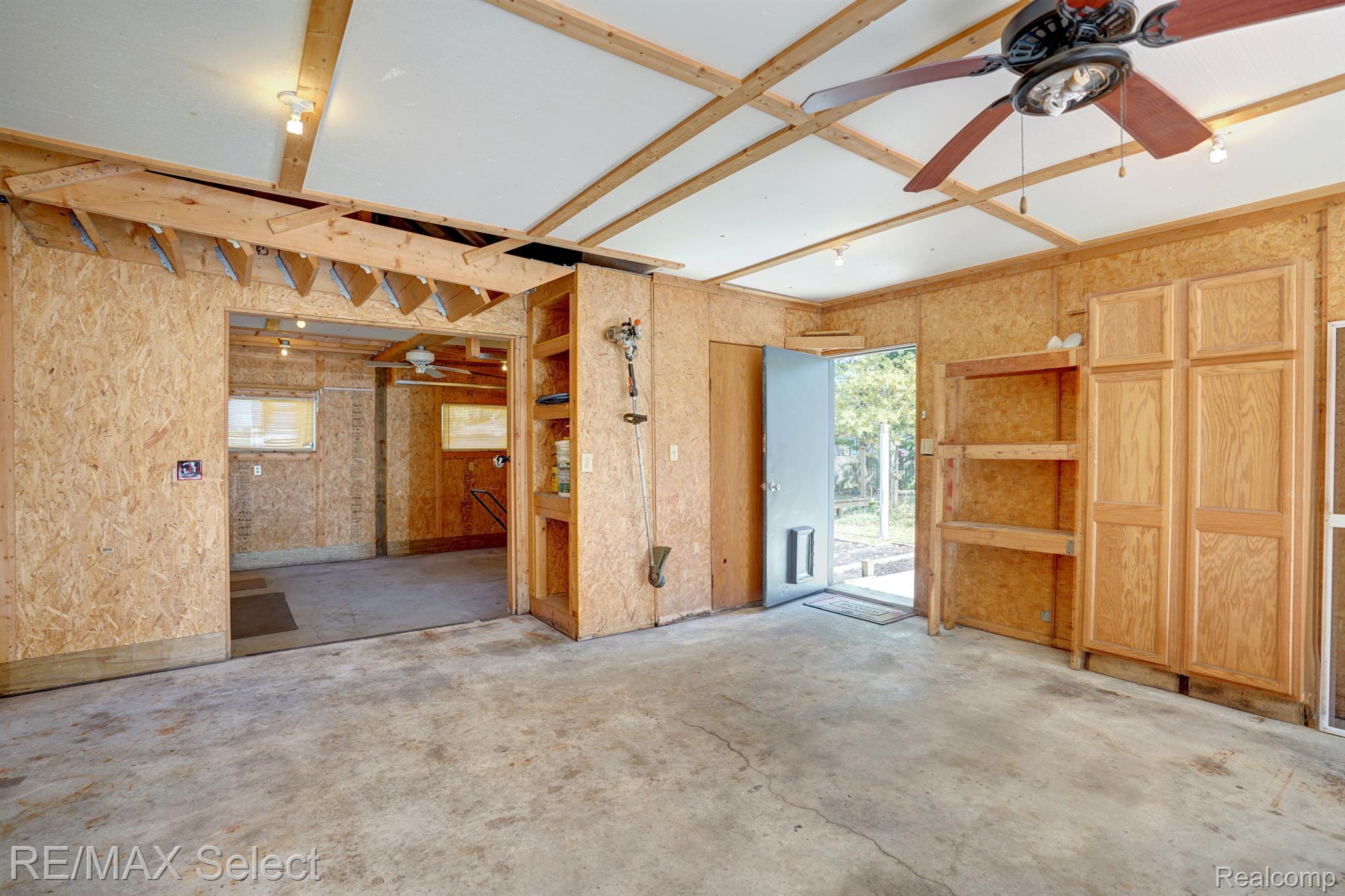 1604 MARY ANN Street