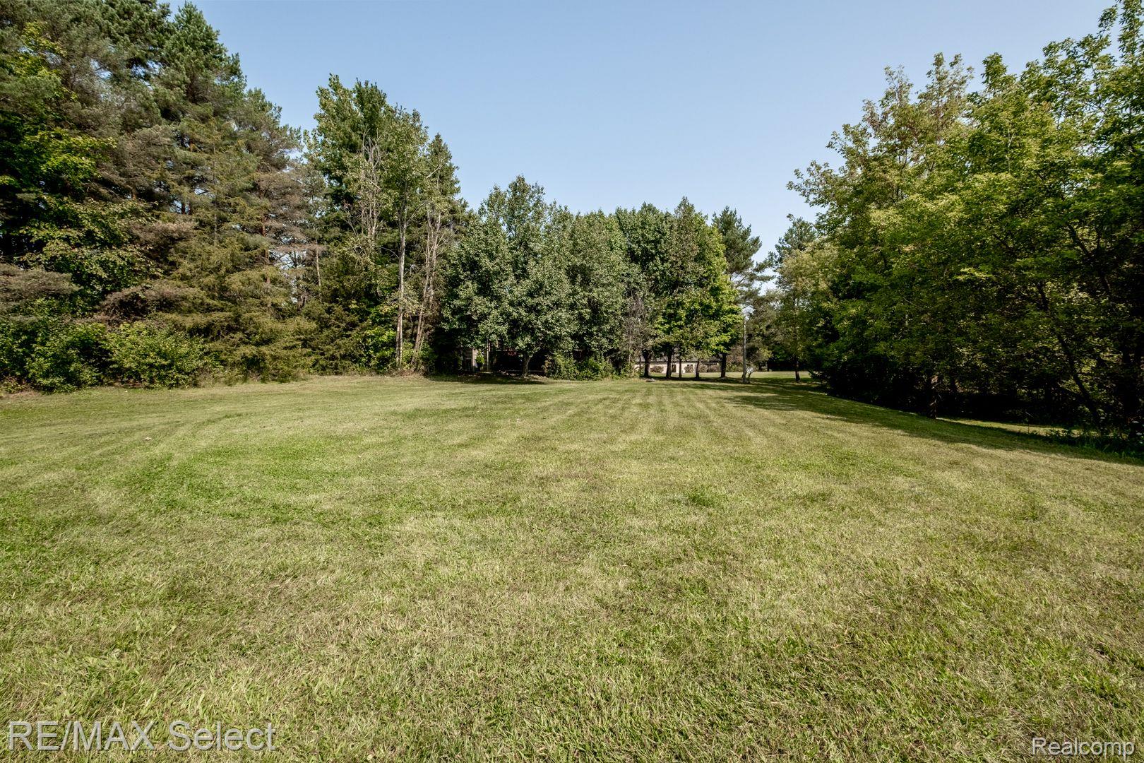 2250 N MCKINLEY Road