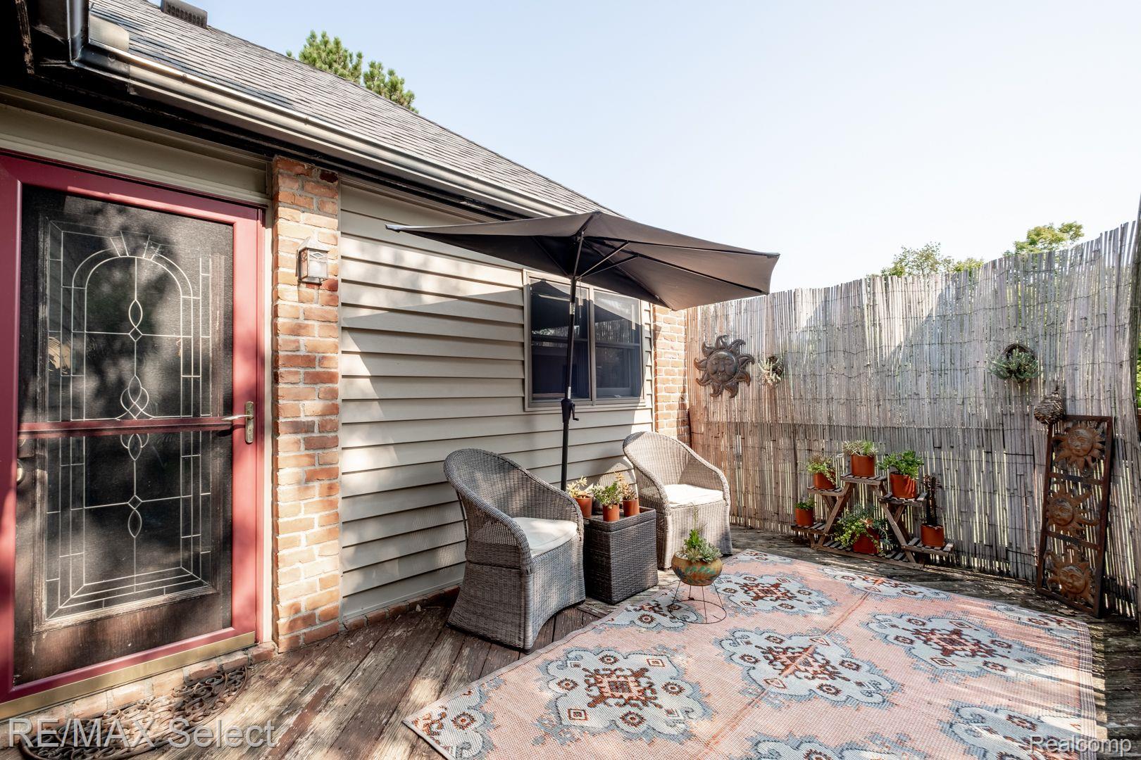 2250 N MCKINLEY Road