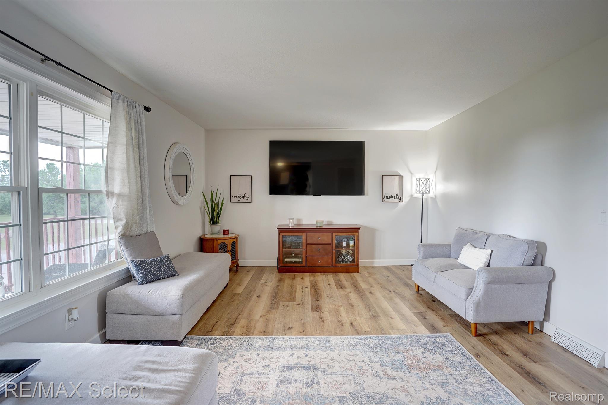 10120 RAY Road
