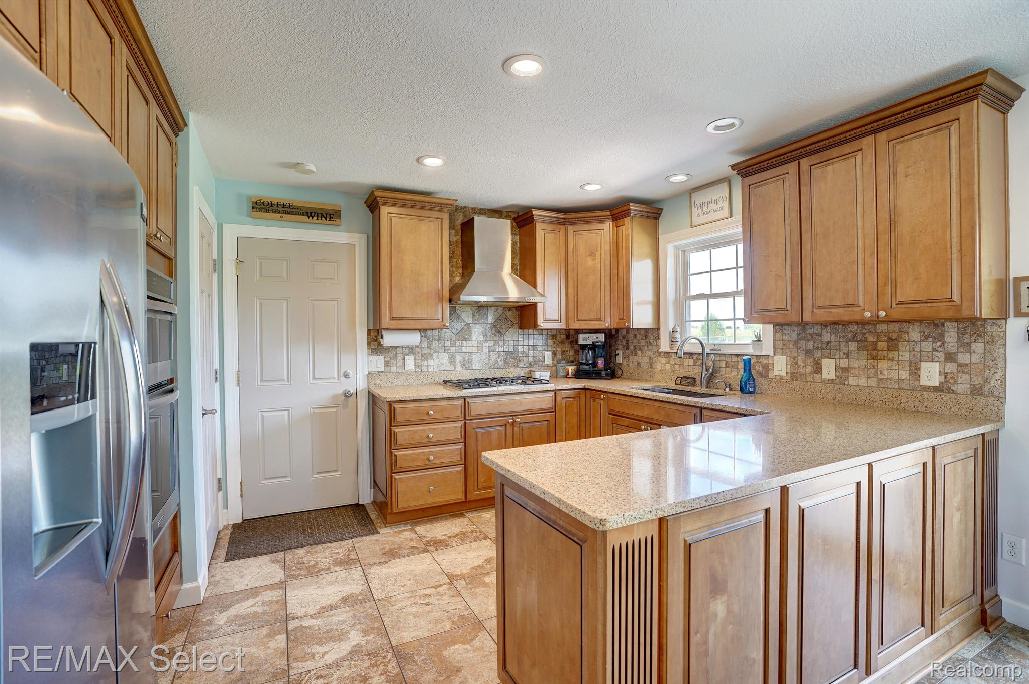 10120 RAY Road