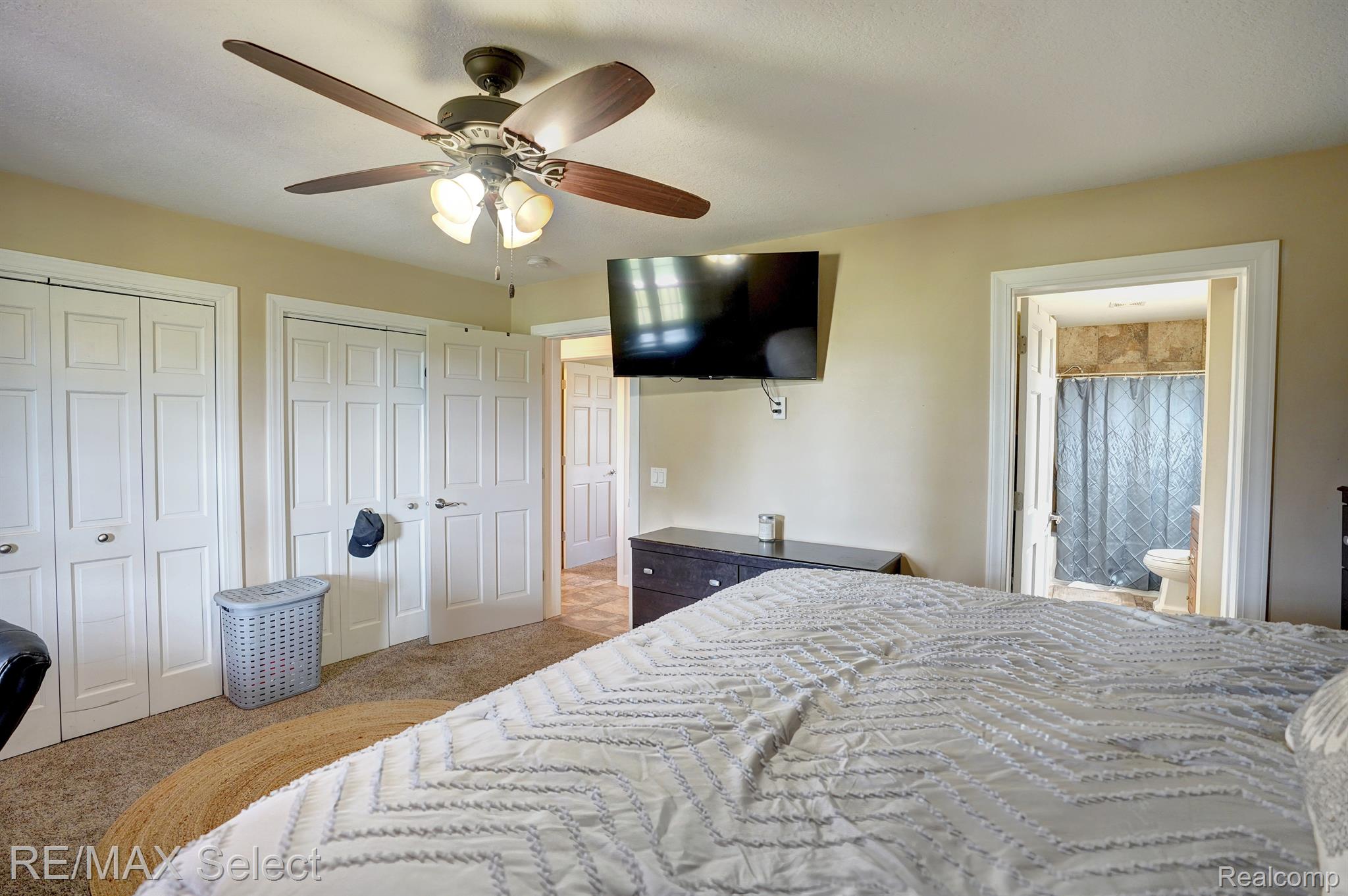 10120 RAY Road