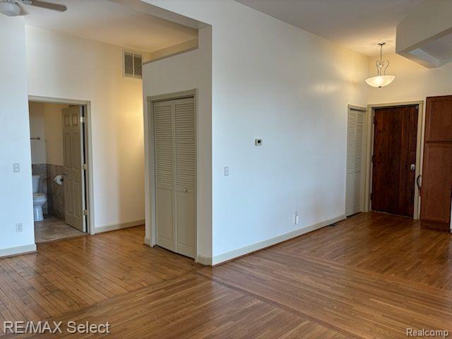 106 S LEROY Street B