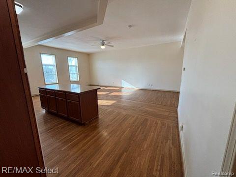 106 S LEROY Street B
