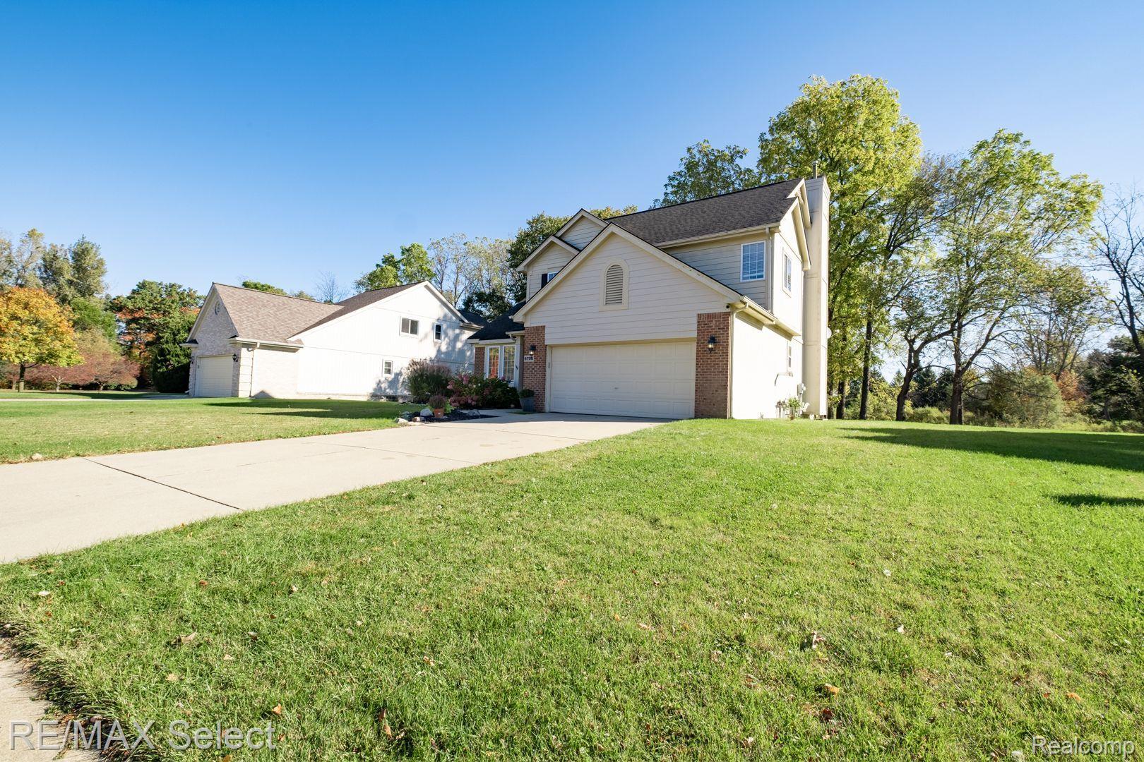 6758 BERWICK Drive
