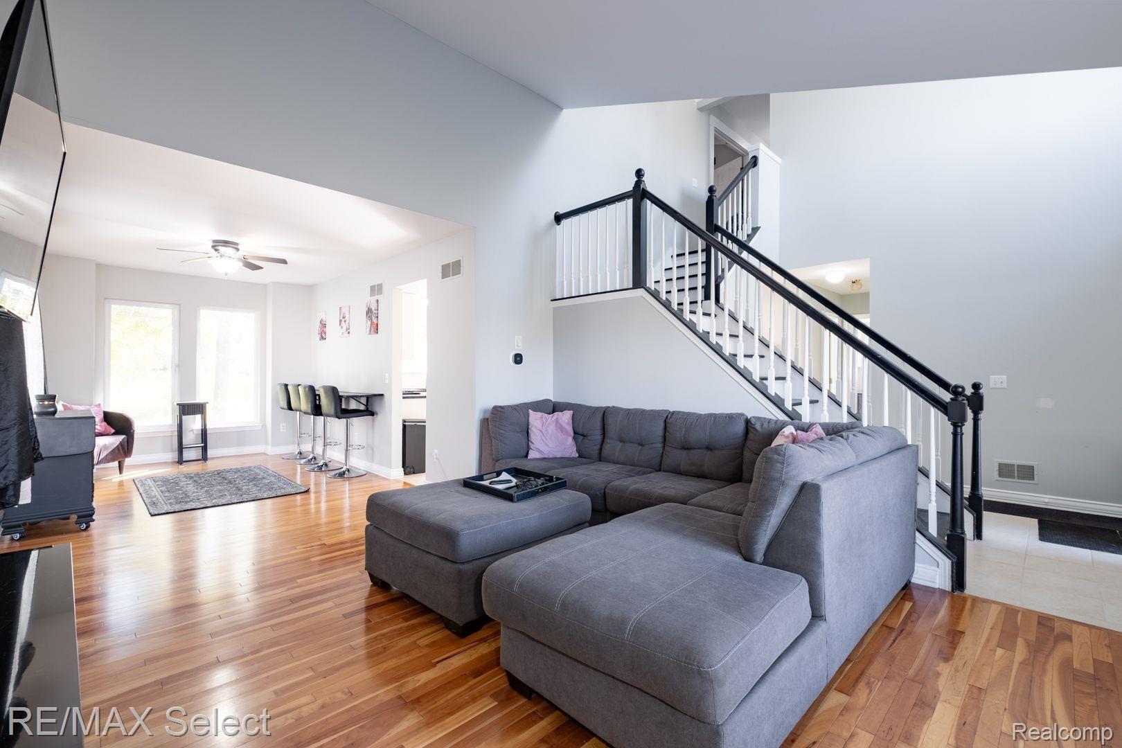 6758 BERWICK Drive