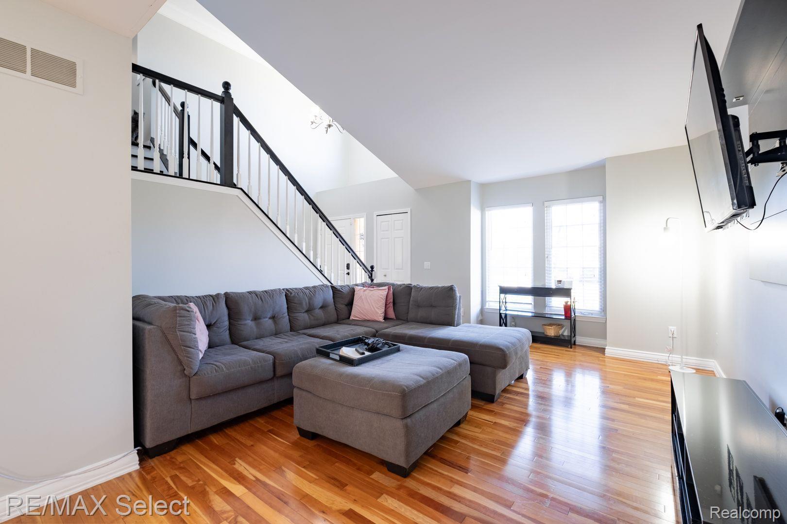 6758 BERWICK Drive