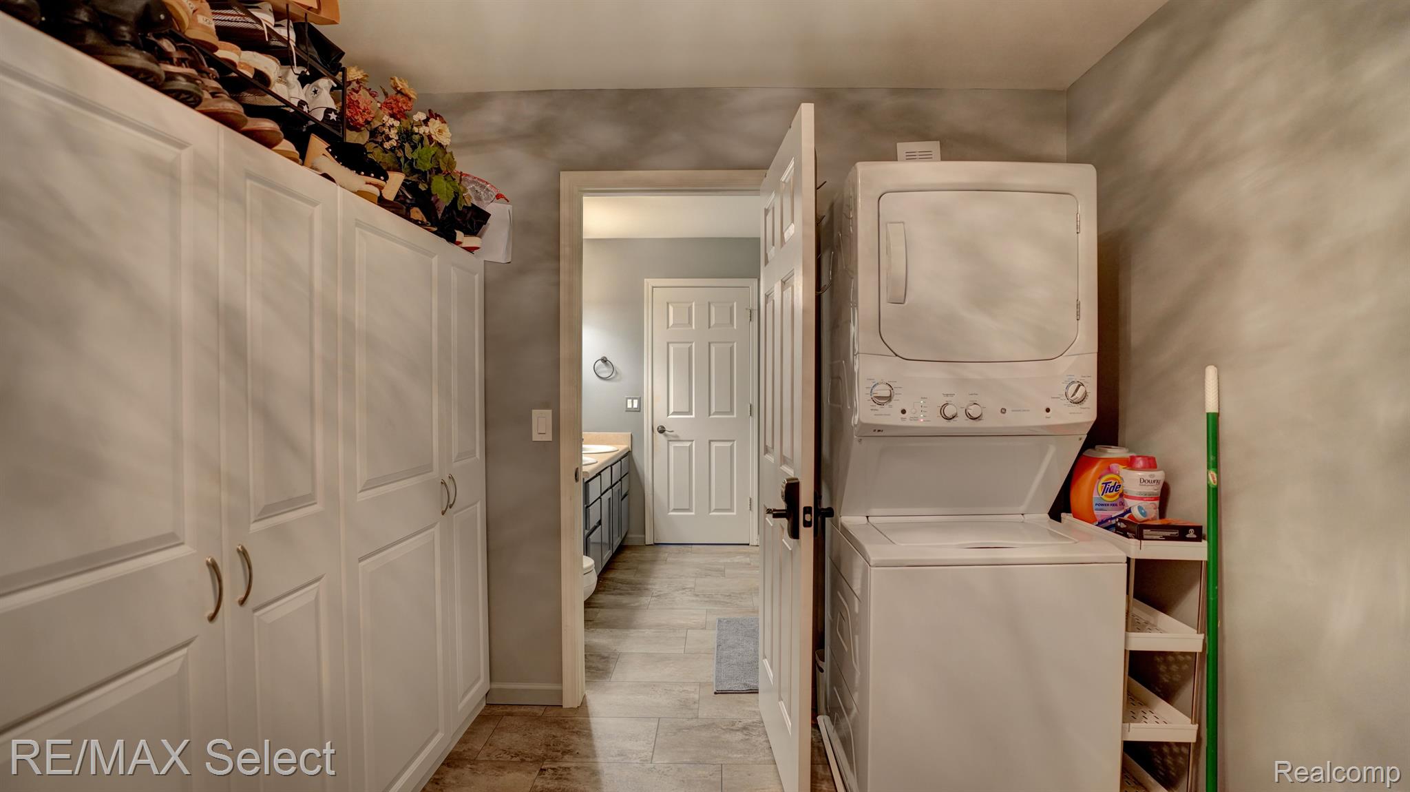 7391 DEER CREEK Drive