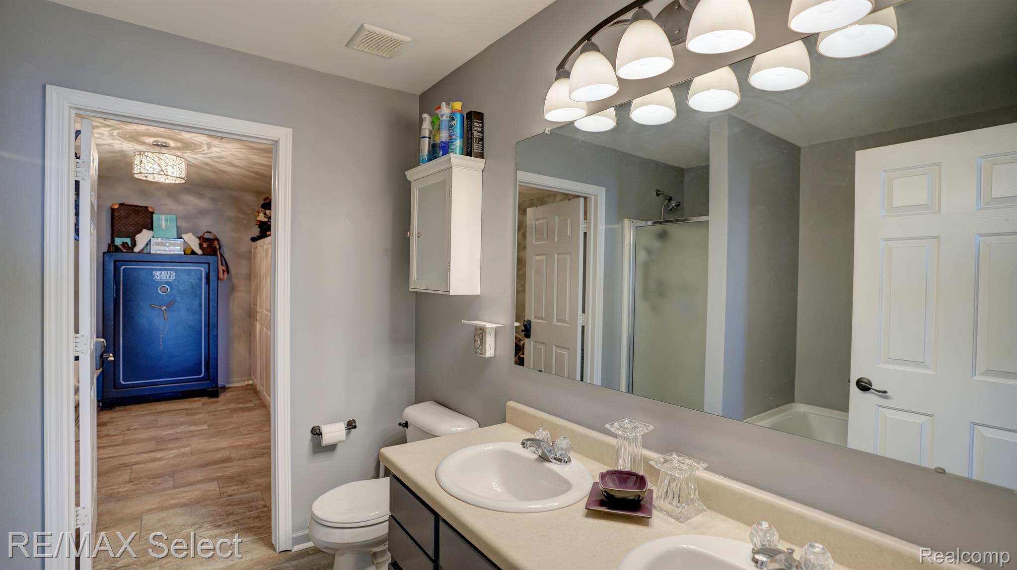 7391 DEER CREEK Drive