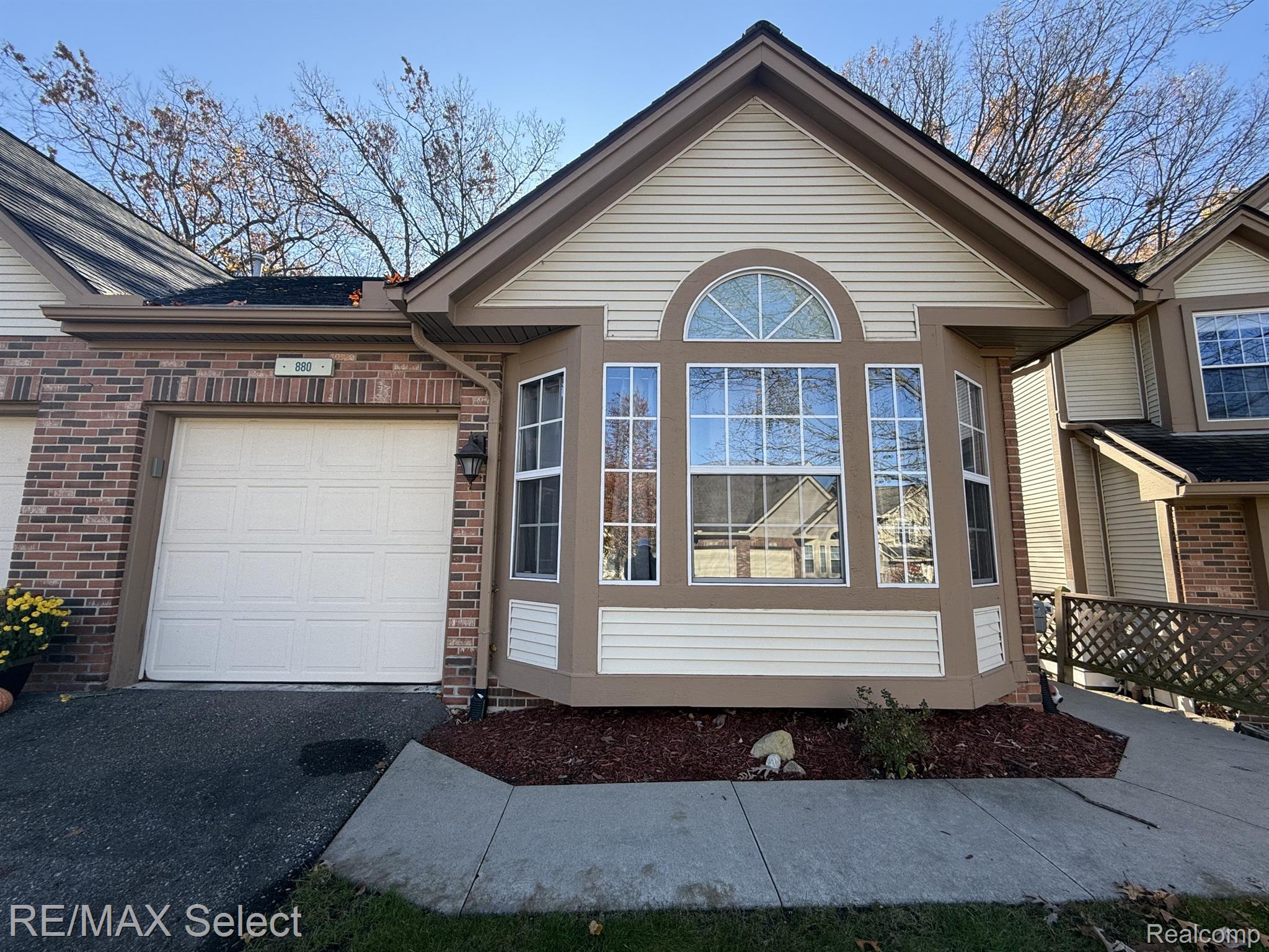 880 WHISPERWOOD Trail