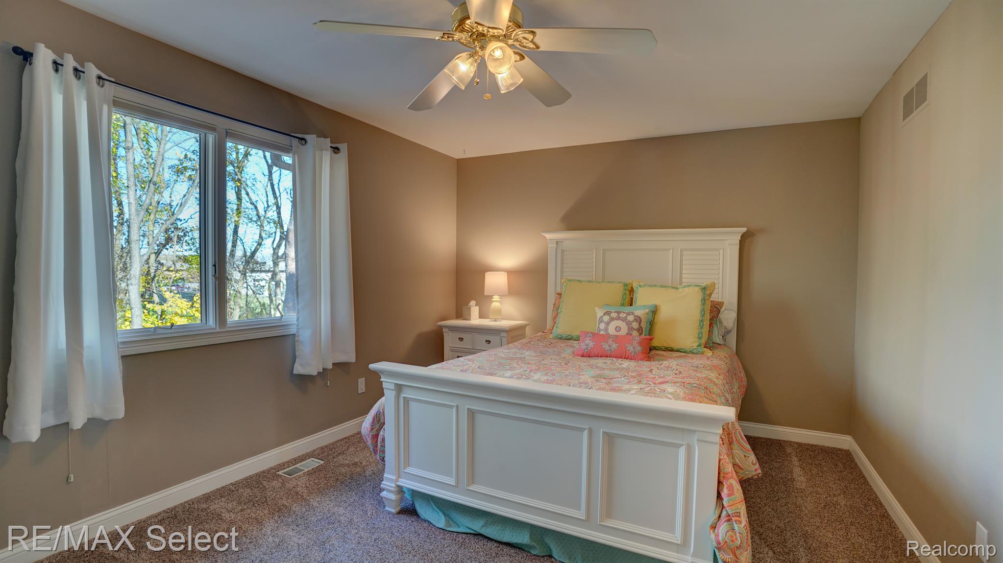5430 ARBOR BAY