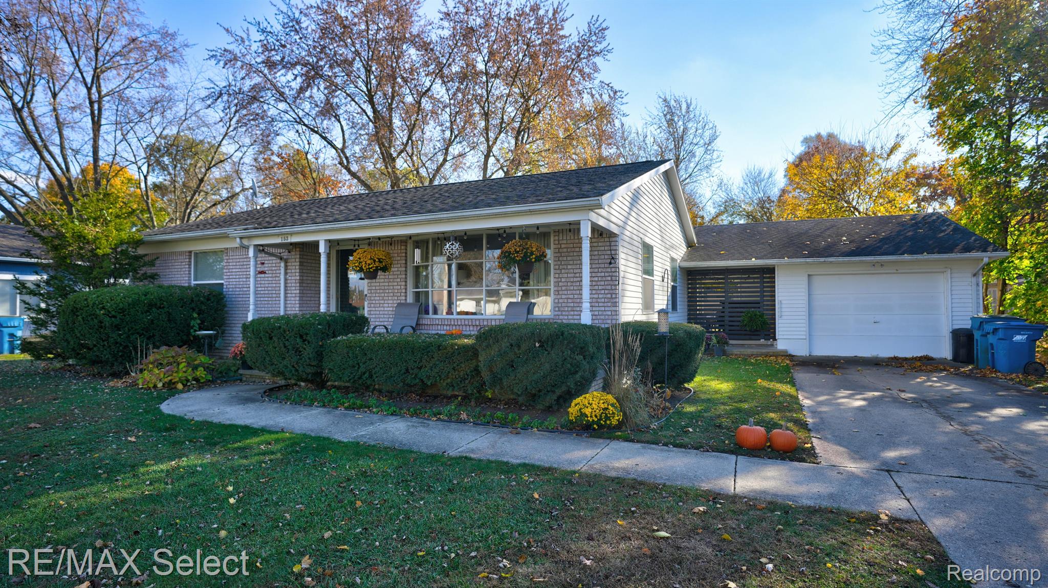 153 BEVINS Street