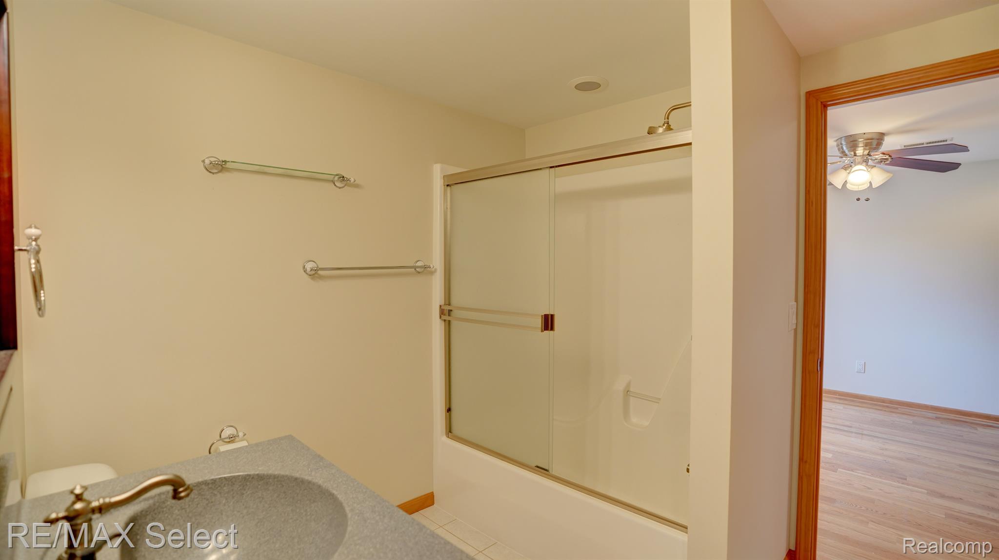 12160 MANTAWAUKA Drive