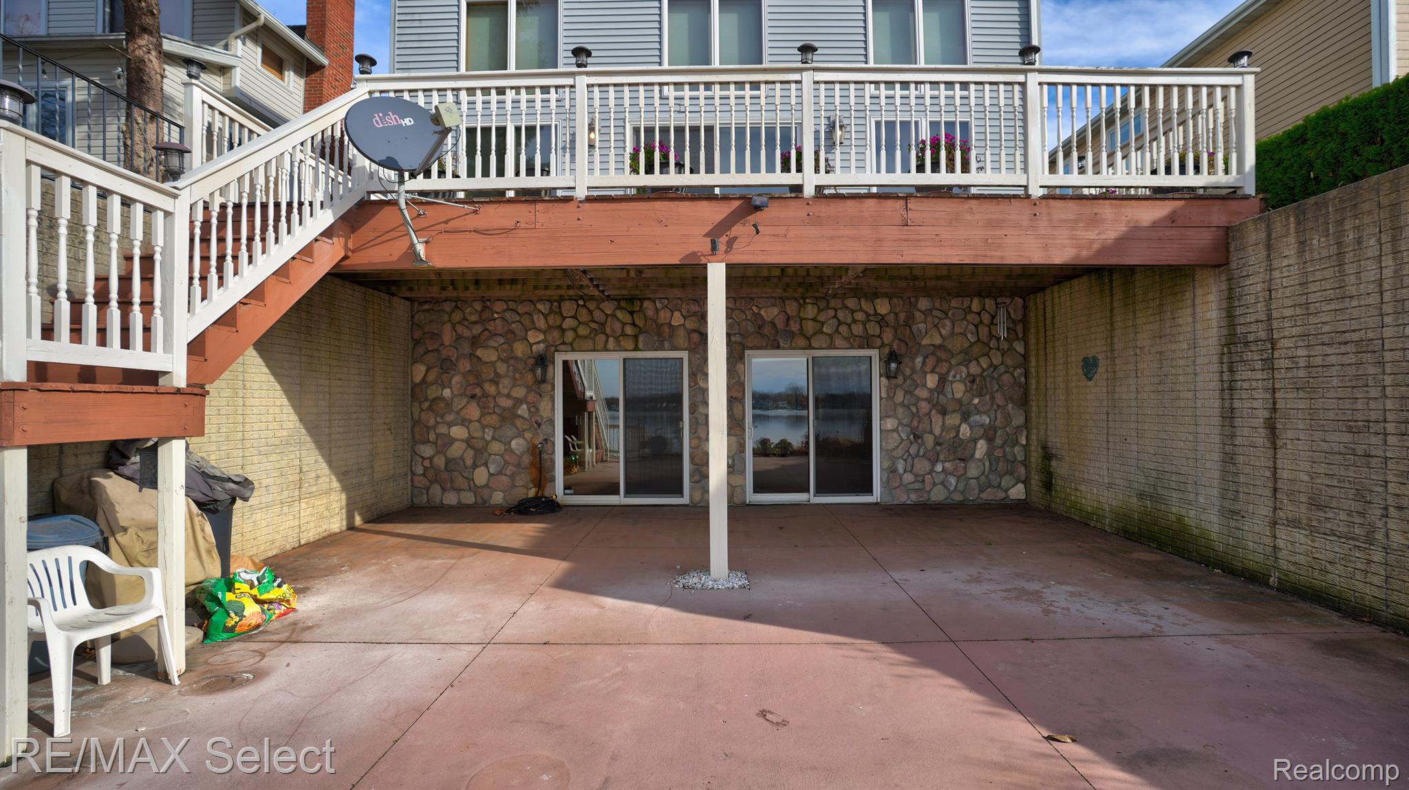 12160 MANTAWAUKA Drive
