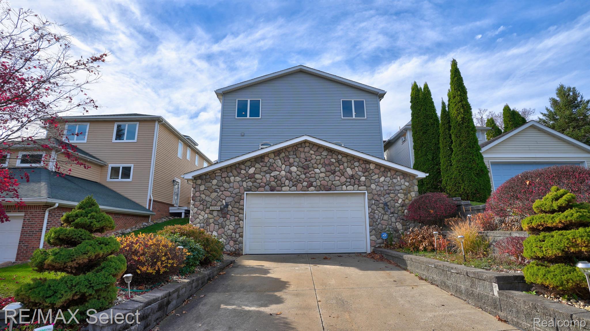 12160 MANTAWAUKA Drive