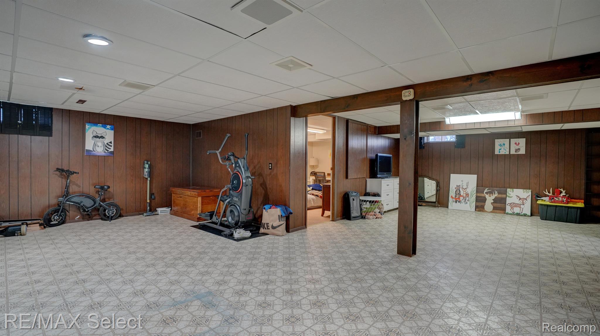 325 PRIMROSE Lane