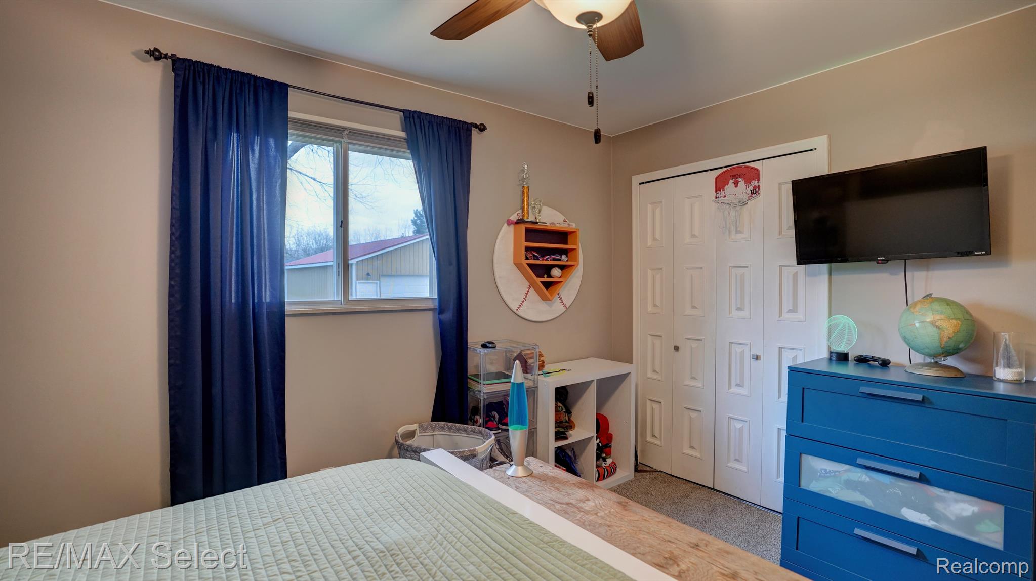 325 PRIMROSE Lane