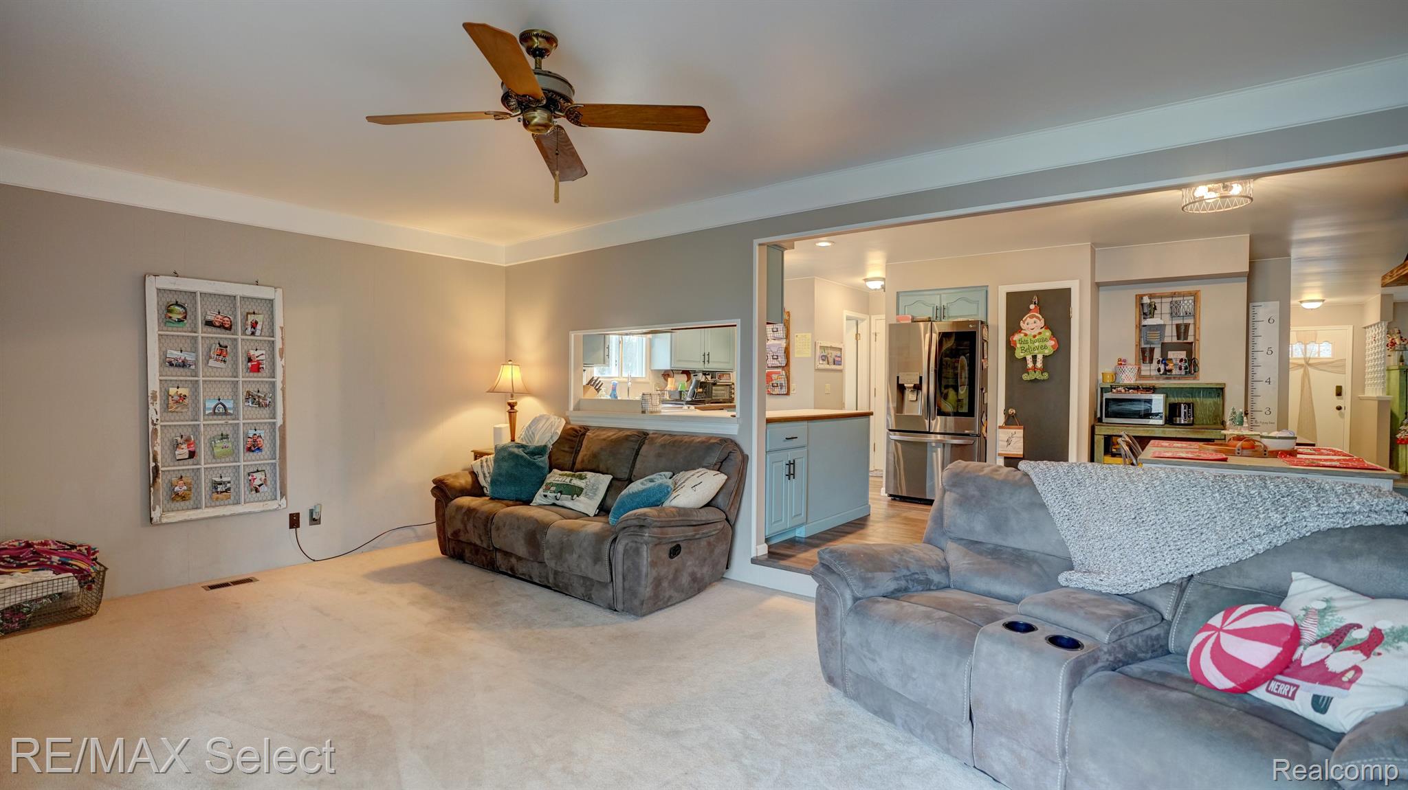 325 PRIMROSE Lane