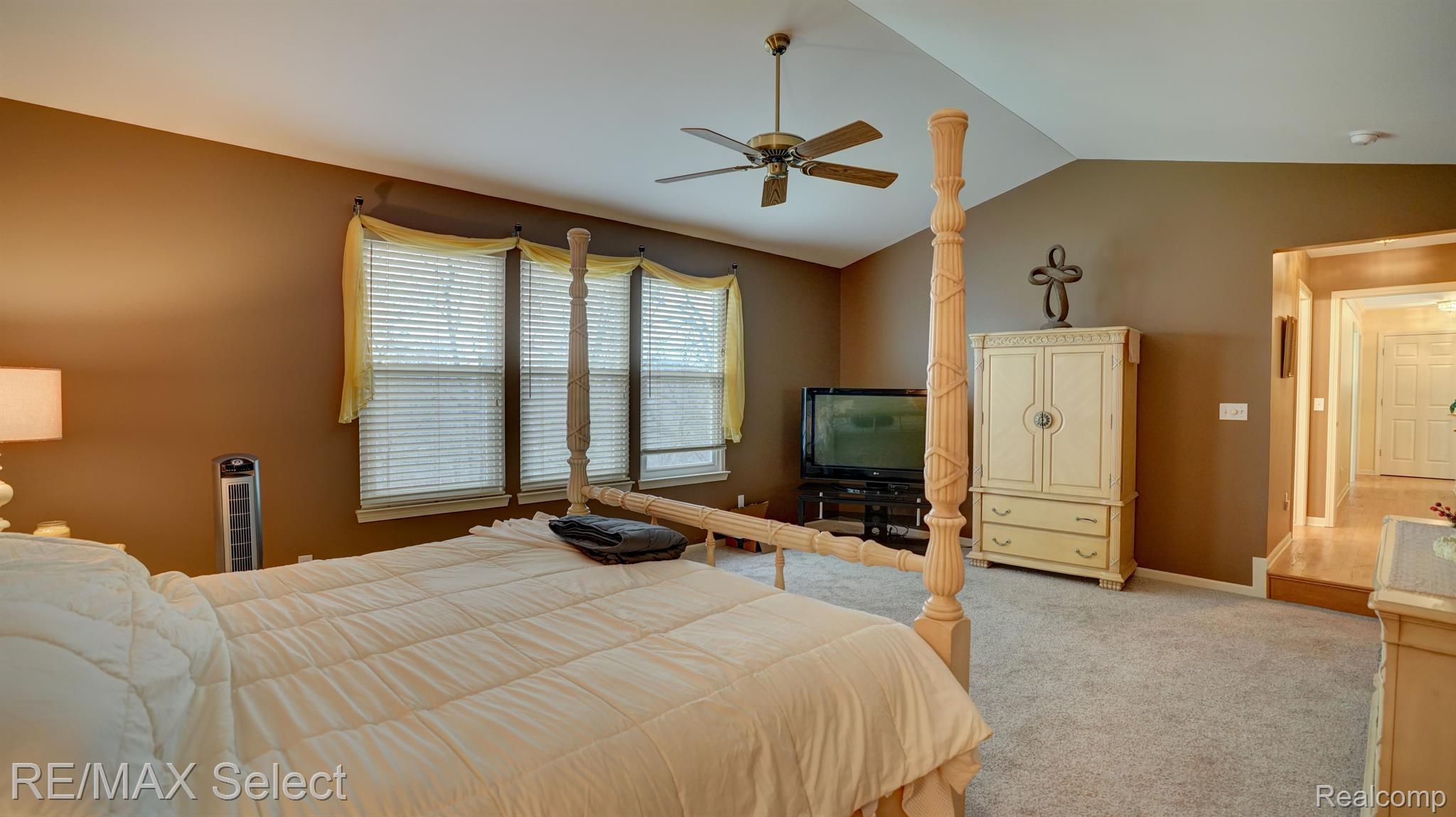 9170 Liverpool Court